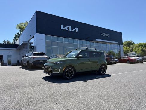 Certified 2023 Kia Soul EX FWD image 1