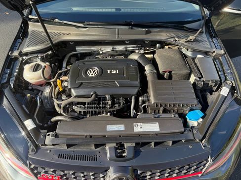 Used 2017 Volkswagen GTI Sport image 30