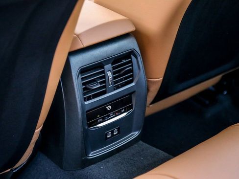 New 2026 BMW 330i xDrive Sedan w/ M Sport Package image 23