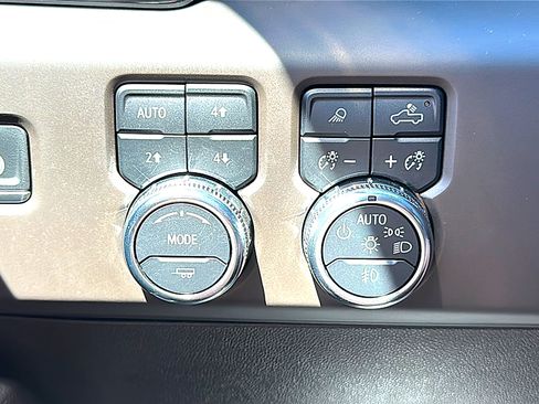 Used 2024 GMC Sierra 1500 Denali w/ Denali Reserve Package AWD/4WD image 37