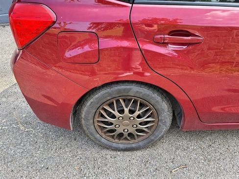 Used 2014 Subaru Impreza 2.0i AWD/4WD image 21