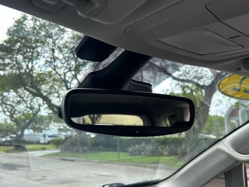 Certified 2022 Chrysler Pacifica Touring-L image 58