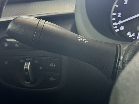 Used 2019 INFINITI QX50 Essential w/ Premium Heat Package FWD image 13