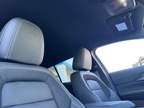 Used 2024 Chevrolet Equinox EV LT FWD image 20