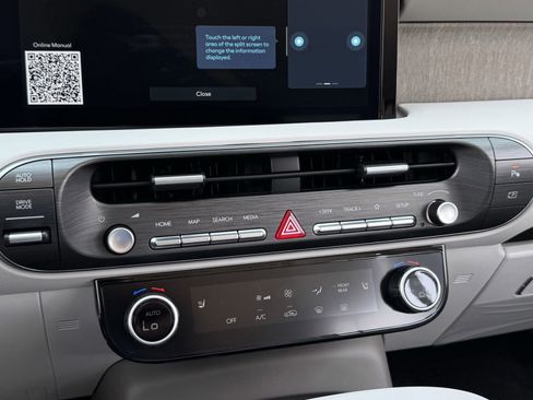 Used 2026 Hyundai Palisade SEL FWD image 16
