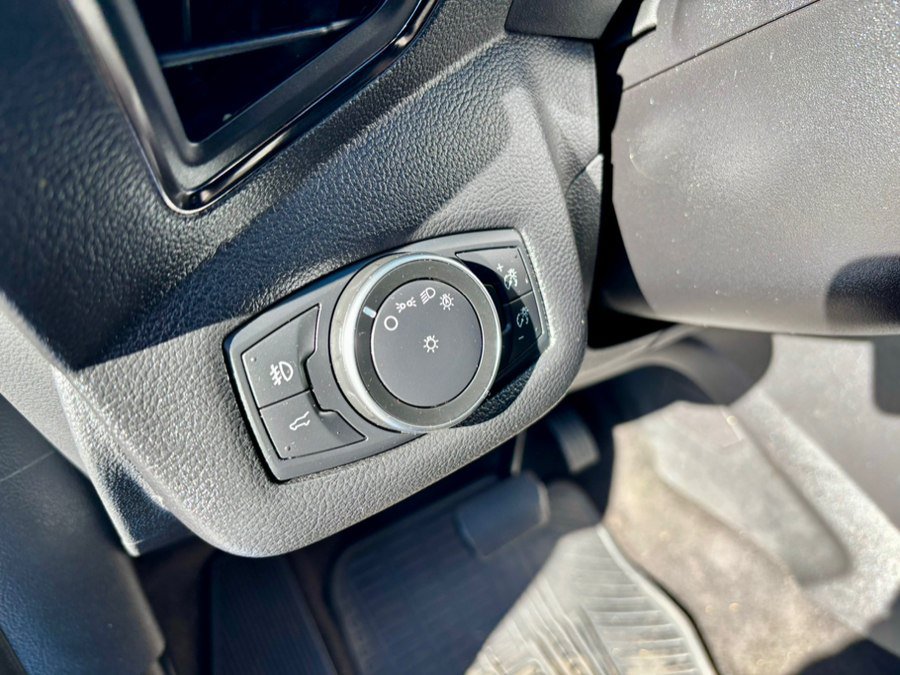 Used 2018 Ford Escape Titanium w/ Ford Safe & Smart Package AWD/4WD image 26