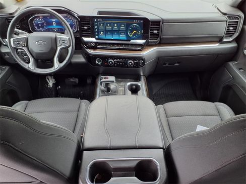 Used 2024 Chevrolet Silverado 1500 LT Trail Boss image 13