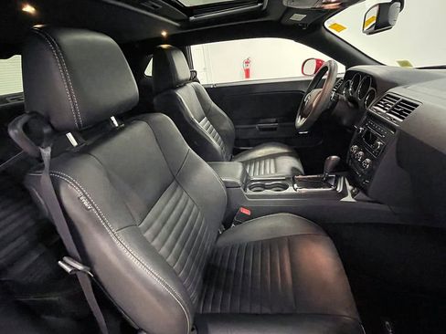 Used 2012 Dodge Challenger SXT Plus RWD image 57