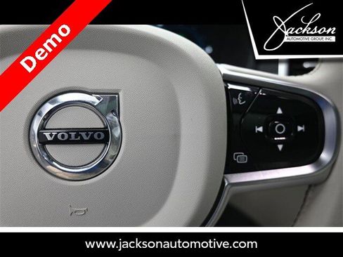 Certified 2024 Volvo XC90 T8 Plus w/ Protection Package Premier image 14