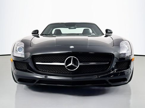 Used 2014 Mercedes-Benz SLS AMG GT Coupe image 3