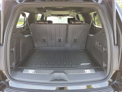 New 2026 GMC Yukon XL Denali Ultimate w/ LPO, Floor Liner Package AWD/4WD image 24