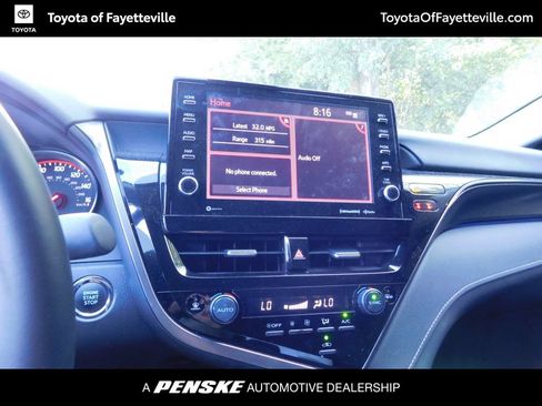 Used 2024 Toyota Camry XSE FWD image 9