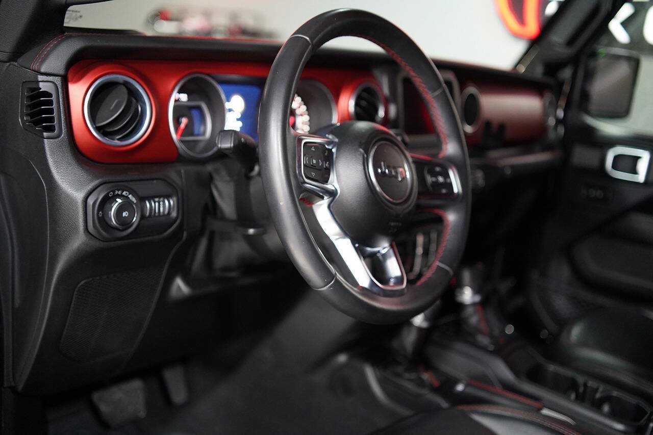 Used 2018 Jeep Wrangler Unlimited Rubicon AWD/4WD image 65