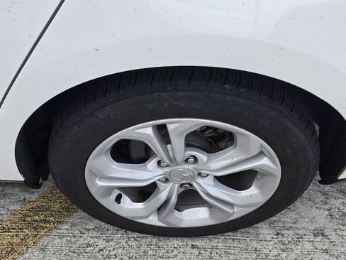 Used 2024 Honda Accord LX image 8