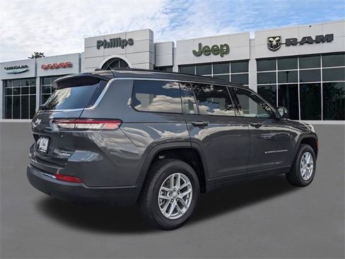 New 2025 Jeep Grand Cherokee L Laredo w/ Luxury Tech Group I image 4