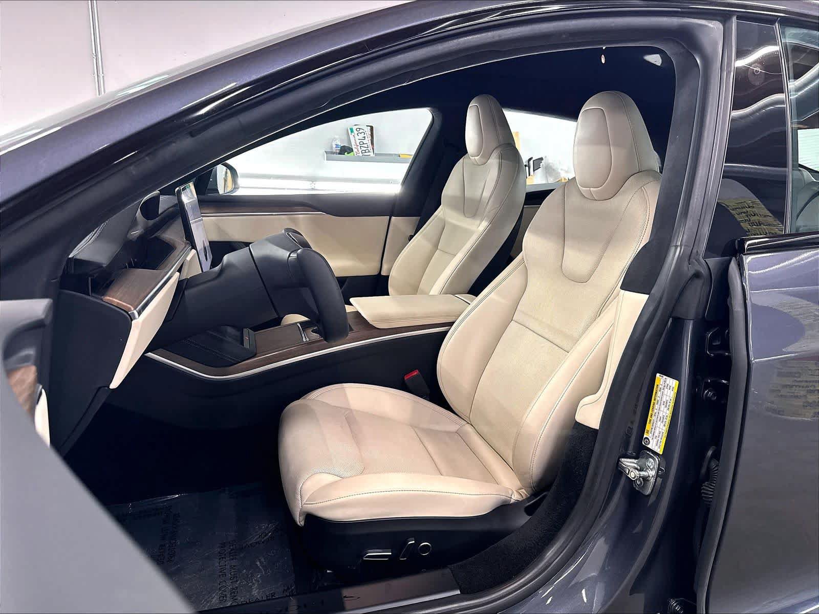 Used 2022 Tesla Model S AWD/4WD image 25