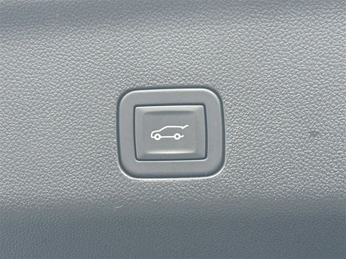 Certified 2025 Cadillac Escalade Sport w/ Touring Package image 17