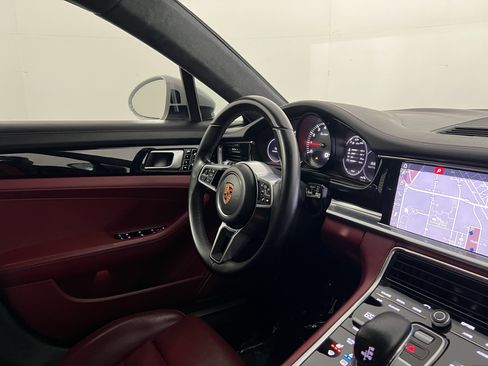 Used 2018 Porsche Panamera Turbo w/ Premium Package Plus AWD/4WD image 12