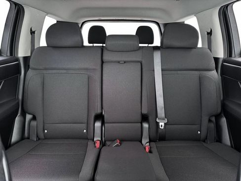 New 2026 Hyundai Santa Fe SE AWD/4WD image 17