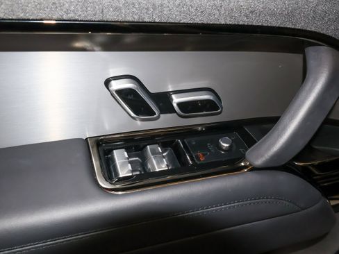Used 2024 Land Rover Range Rover Sport Dynamic SE AWD/4WD image 22