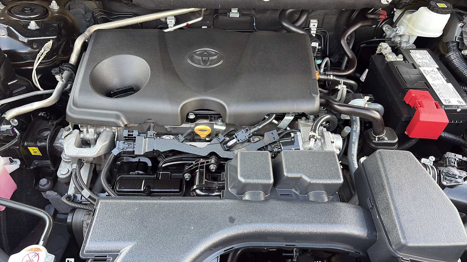 Used 2024 Toyota RAV4 Adventure AWD/4WD image 24