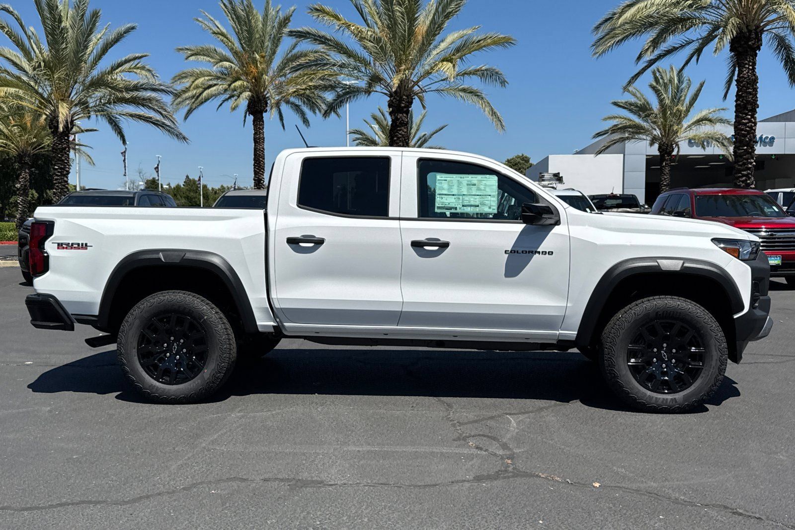 New 2026 Chevrolet Colorado Trail Boss AWD/4WD image 2