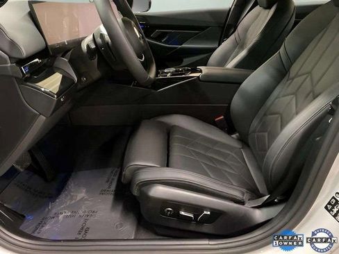 Used 2025 BMW 530i xDrive image 66