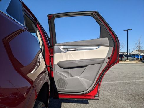 Used 2023 Cadillac XT5 Premium Luxury FWD image 62