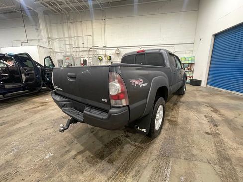 Used 2011 Toyota Tacoma Base w/ TRD Sport Pkg image 40