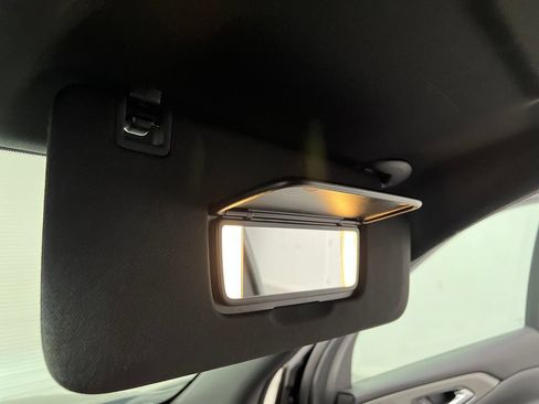 Used 2024 Chevrolet Traverse LT FWD image 77