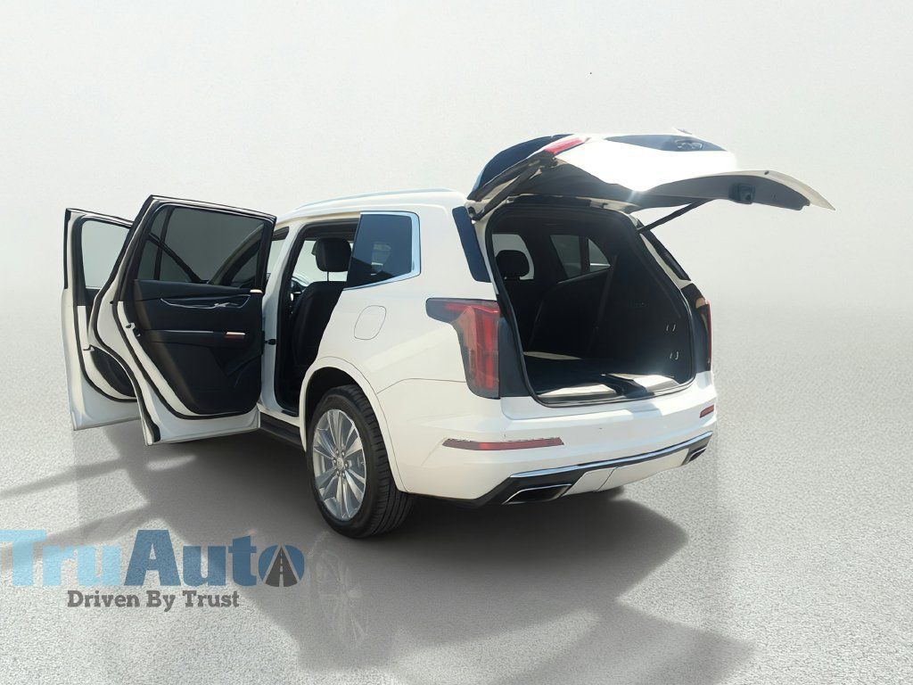 Used 2020 Cadillac XT6 Premium Luxury FWD image 15