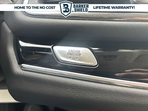 Used 2022 Buick Enclave Avenir w/ Avenir Technology Package AWD/4WD image 16