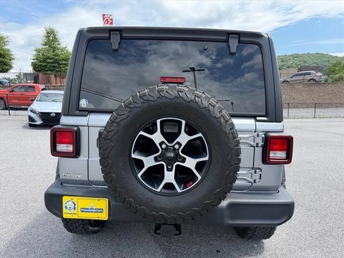 Used 2019 Jeep Wrangler Sport AWD/4WD image 12