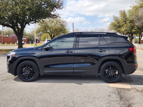 Certified 2023 GMC Terrain SLT w/ Tech Package image 4
