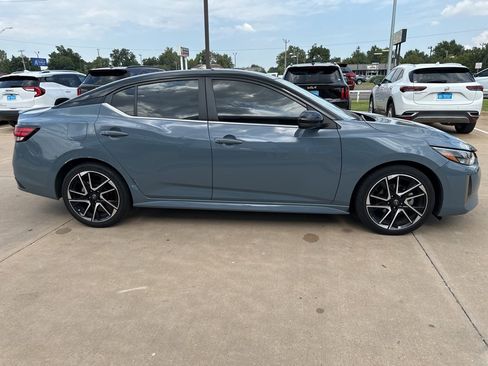 Used 2024 Nissan Sentra SR image 6