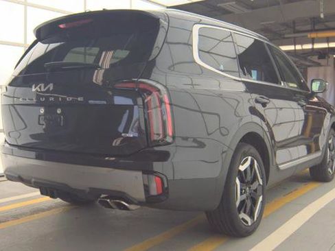 Used 2025 Kia Telluride EX X-Line image 4
