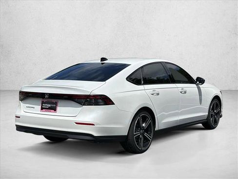 New 2026 Honda Accord SE image 2