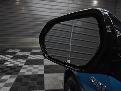 Used 2017 Toyota Prius Prime Premium FWD image 39