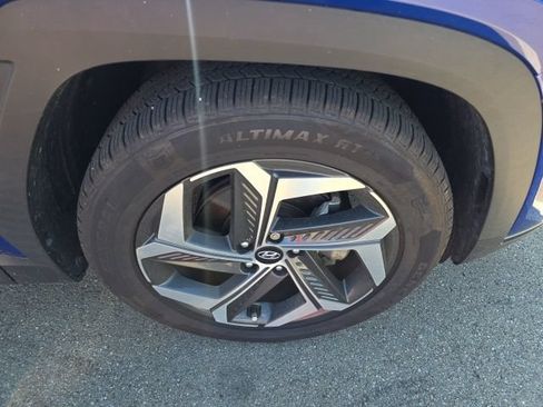 Used 2022 Hyundai Tucson Limited w/ Cargo Package FWD image 6