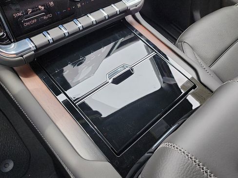 New 2026 GMC Yukon Denali AWD/4WD image 35