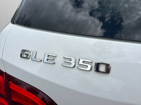 Used 2018 Mercedes-Benz GLE 350 4MATIC image 9