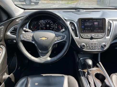 Used 2024 Chevrolet Malibu LT image 10