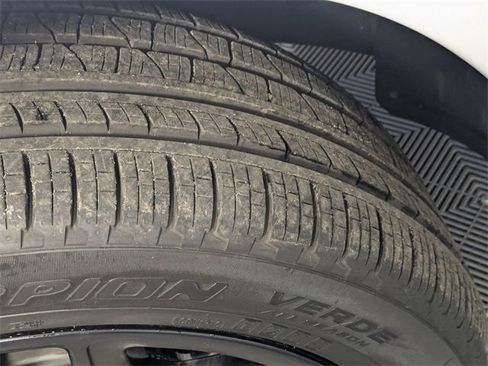 Certified 2025 RAM 1500 Laramie w/ Night Edition image 9