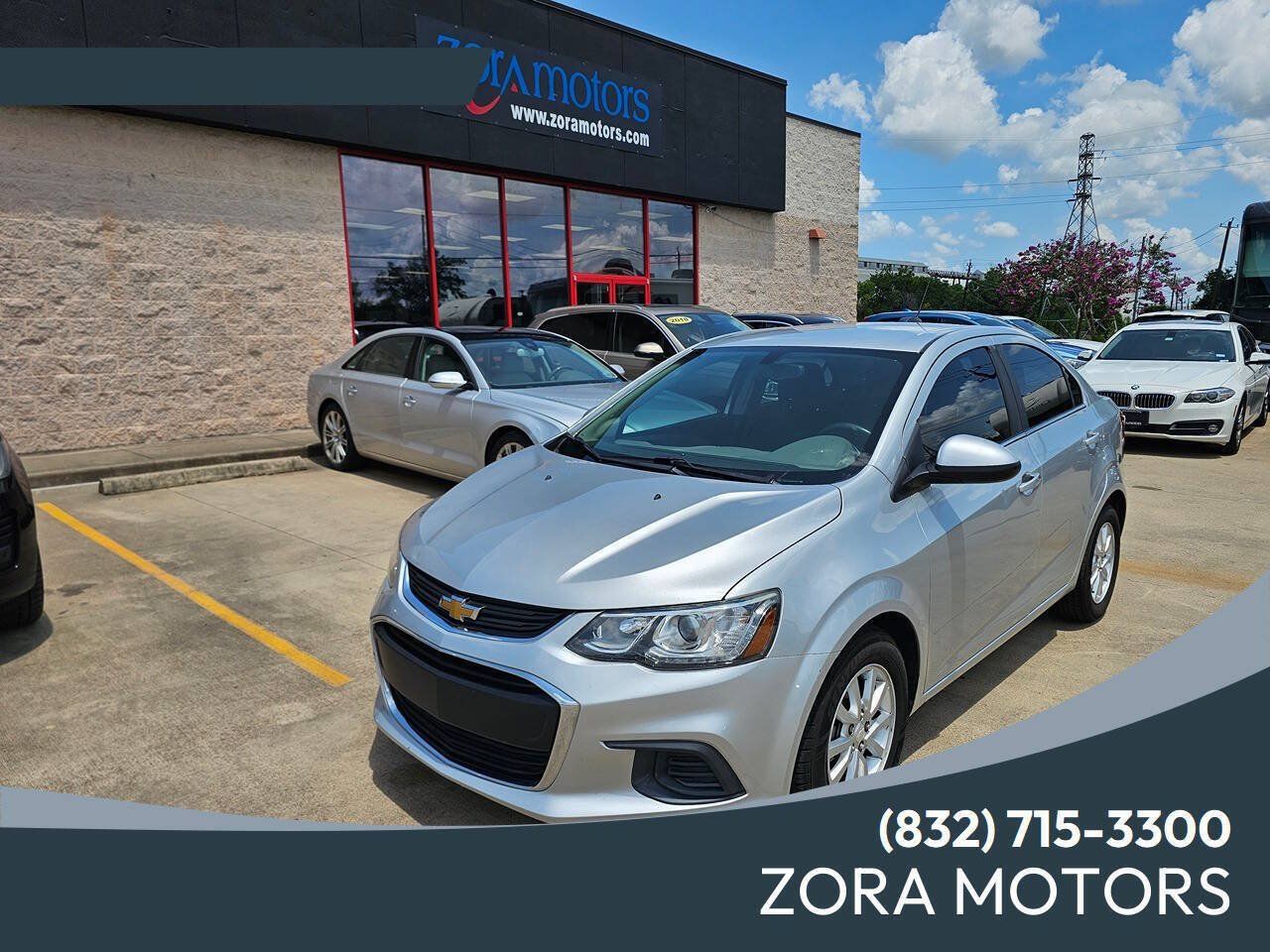 Used 2019 Chevrolet Sonic LT w/ Convenience Package FWD image 1