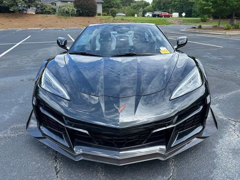 Used 2024 Chevrolet Corvette Z06 w/ Z07 Performance Package RWD image 26