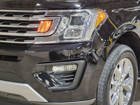 Used 2021 Ford Expedition Max XLT image 14