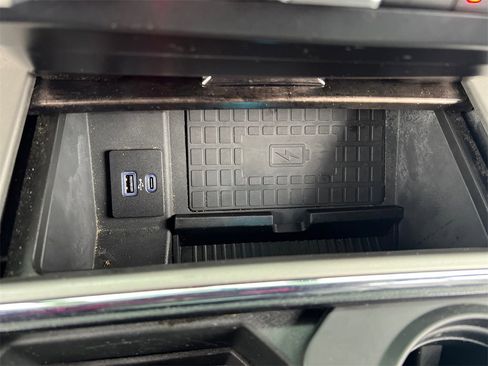 Used 2022 Ford F350 Lariat w/ Lariat Ultimate Package image 27