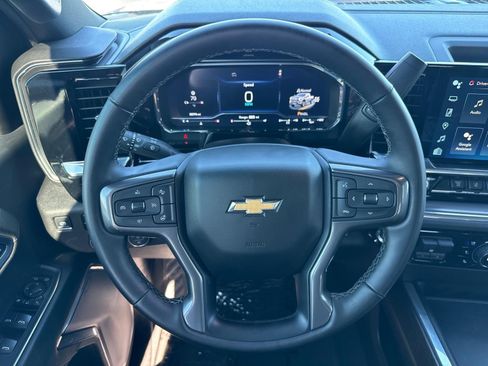 Used 2025 Chevrolet Silverado 2500 High Country w/ High Country Premium Package AWD/4WD image 10