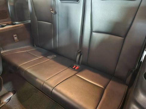 Used 2022 Toyota Highlander Platinum AWD/4WD image 53