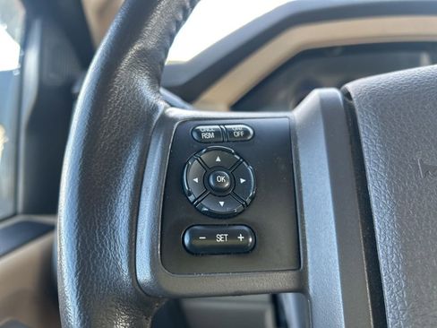 Used 2015 Ford F250 Lariat w/ Chrome Package image 32